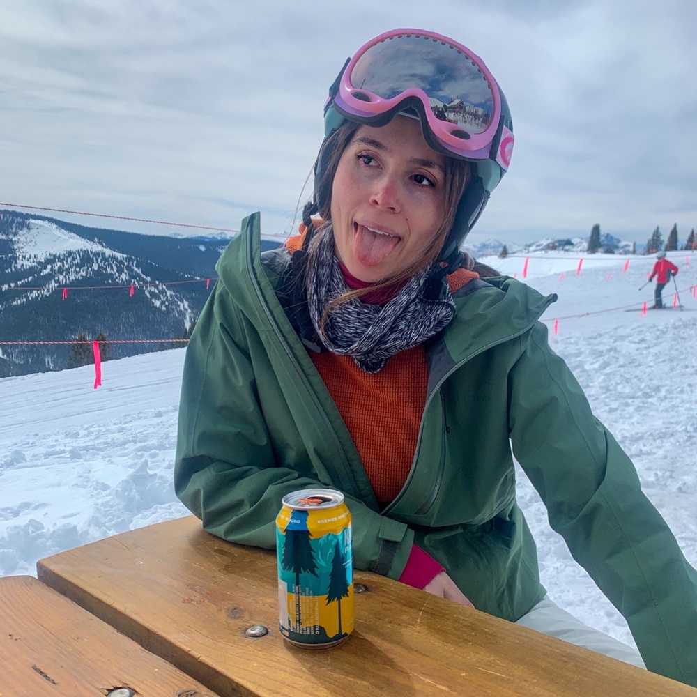 Meet your Posher, Reina